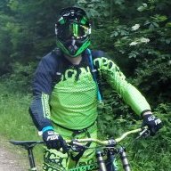 COMMENCAL-666